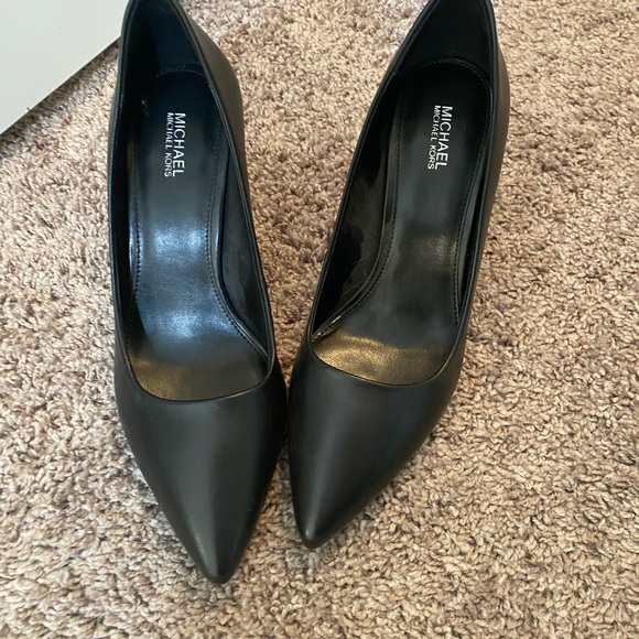 Michael Kors stilettos - Picture 6 of 7